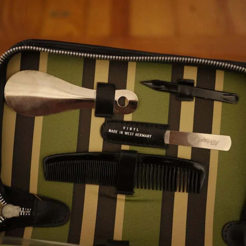 Vtg Black Faux Leather Vinyl West Germany Mens Toiletry Grooming Set w/ Contents